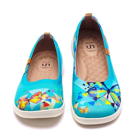 UIN Shoes - uin cubic butterflies blue flats size 9